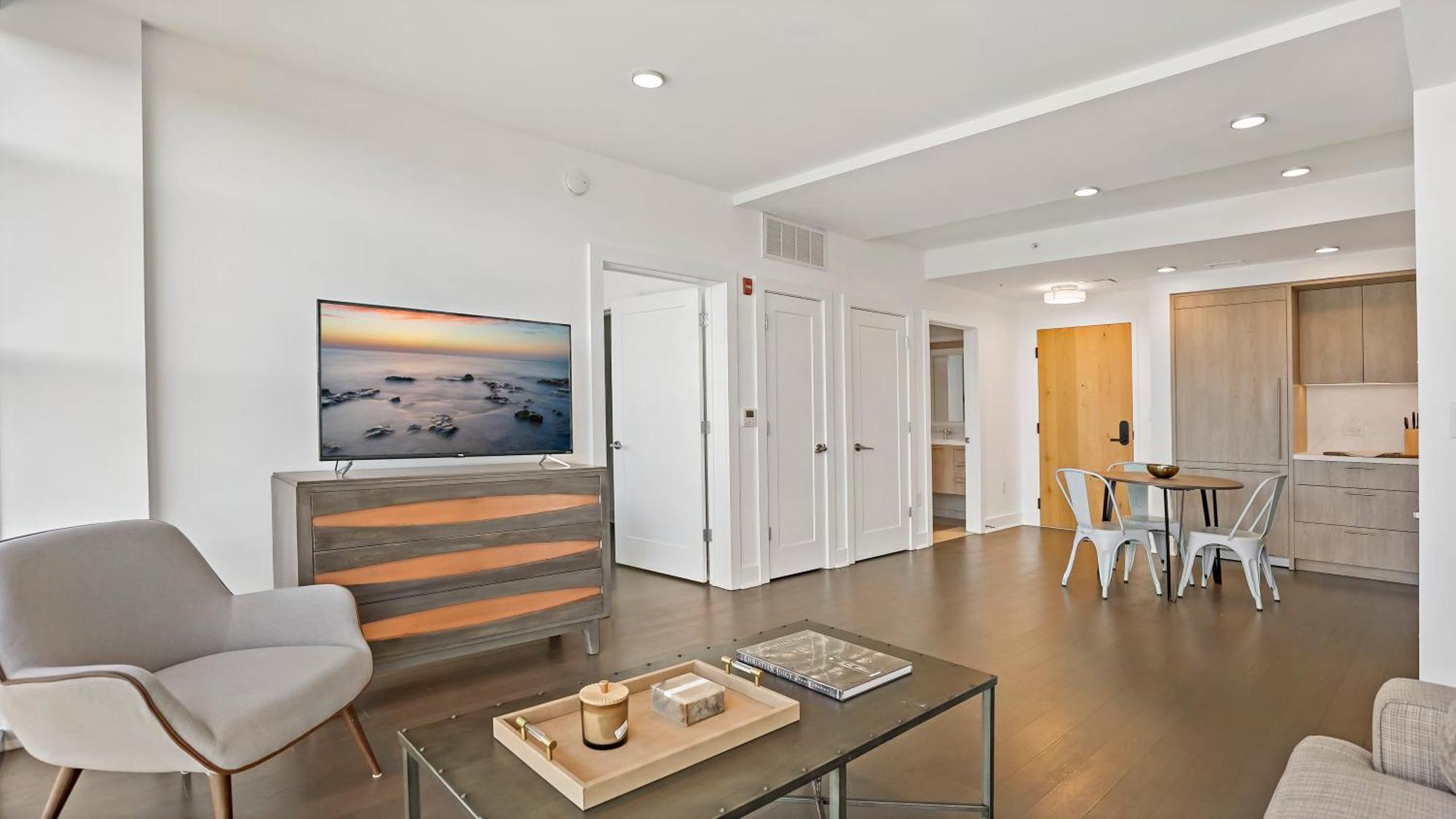 Aparthotel Pure Voyage Shaw *